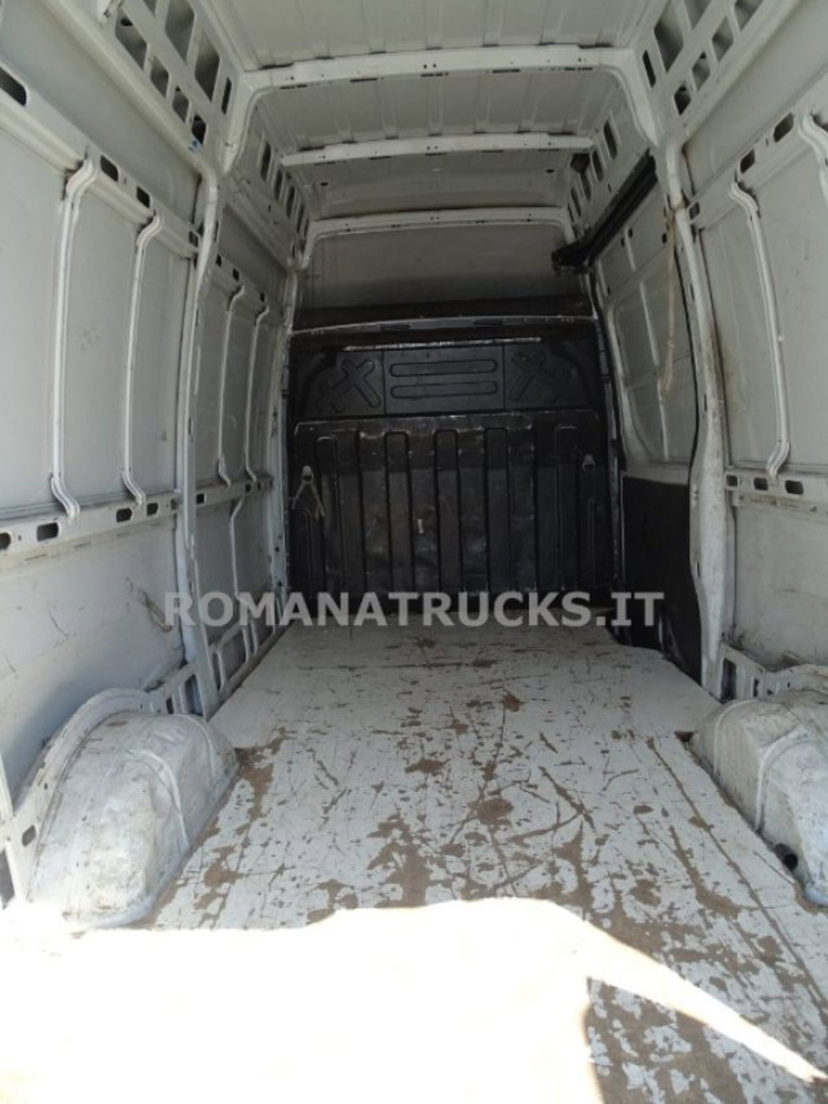 Iveco Daily Furgone 35 S14 A8 V H3 4100 LD (10)