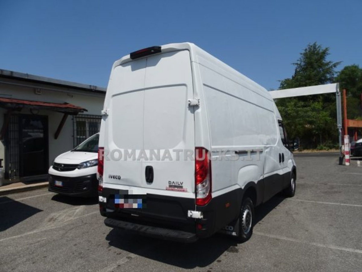 Iveco Daily Furgone 35 S14 A8 V H3 4100 LD (8)