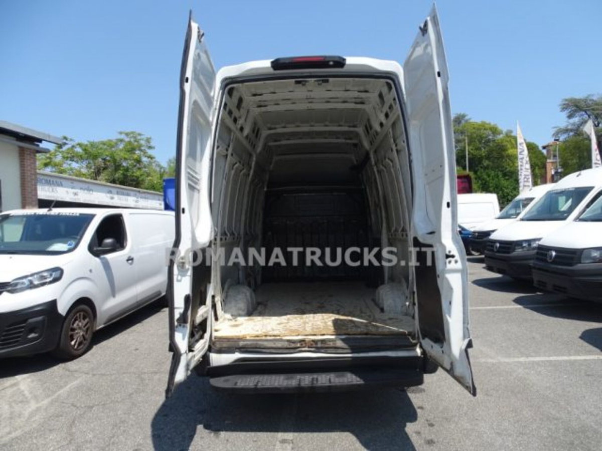 Iveco Daily Furgone 35 S14 A8 V H3 4100 LD (9)