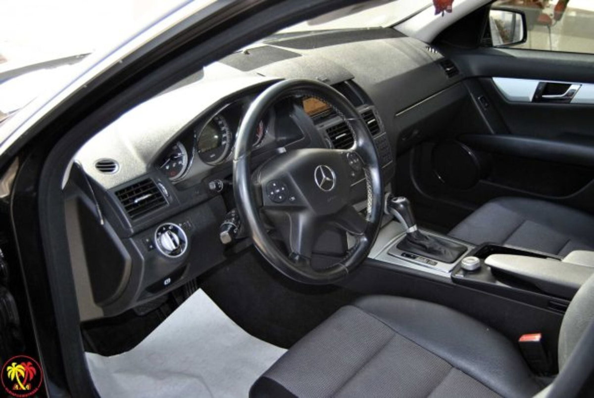 Mercedes-Benz Classe C Station Wagon 200 CDI BlueEFFICIENCY Avantgarde (5)