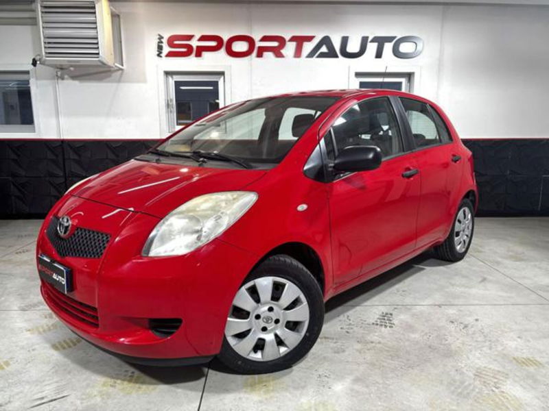 Toyota Yaris 1.0 5 porte Now