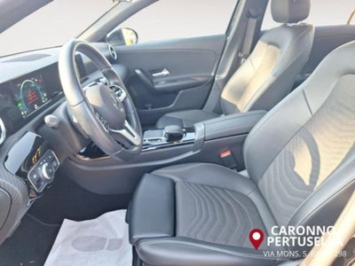 Mercedes-Benz Classe A Sedan 250 e Plug-in hybrid Automatica 4p. Business (10)