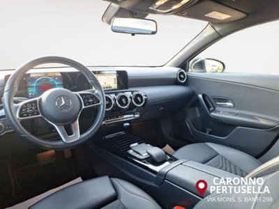 Mercedes-Benz Classe A Sedan 250 e Plug-in hybrid Automatica 4p. Business (11)