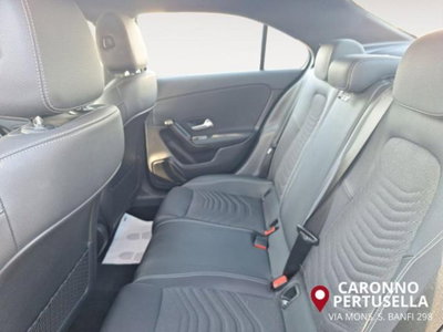 Mercedes-Benz Classe A Sedan 250 e Plug-in hybrid Automatica 4p. Business (14)