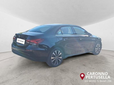 Mercedes-Benz Classe A Sedan 250 e Plug-in hybrid Automatica 4p. Business (5)