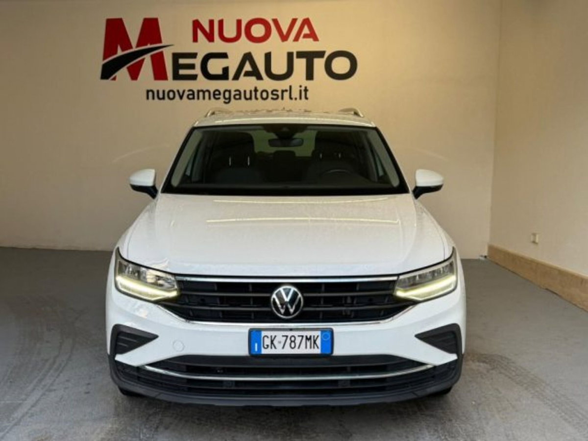 Volkswagen Tiguan 2.0 TDI 150 CV SCR DSG 4MOTION Life (2)