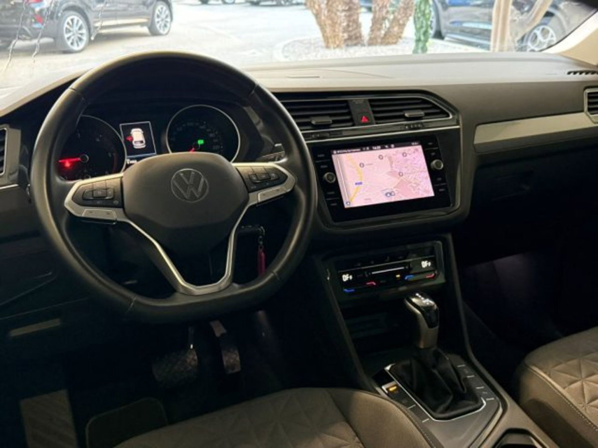 Volkswagen Tiguan 2.0 TDI 150 CV SCR DSG 4MOTION Life (20)