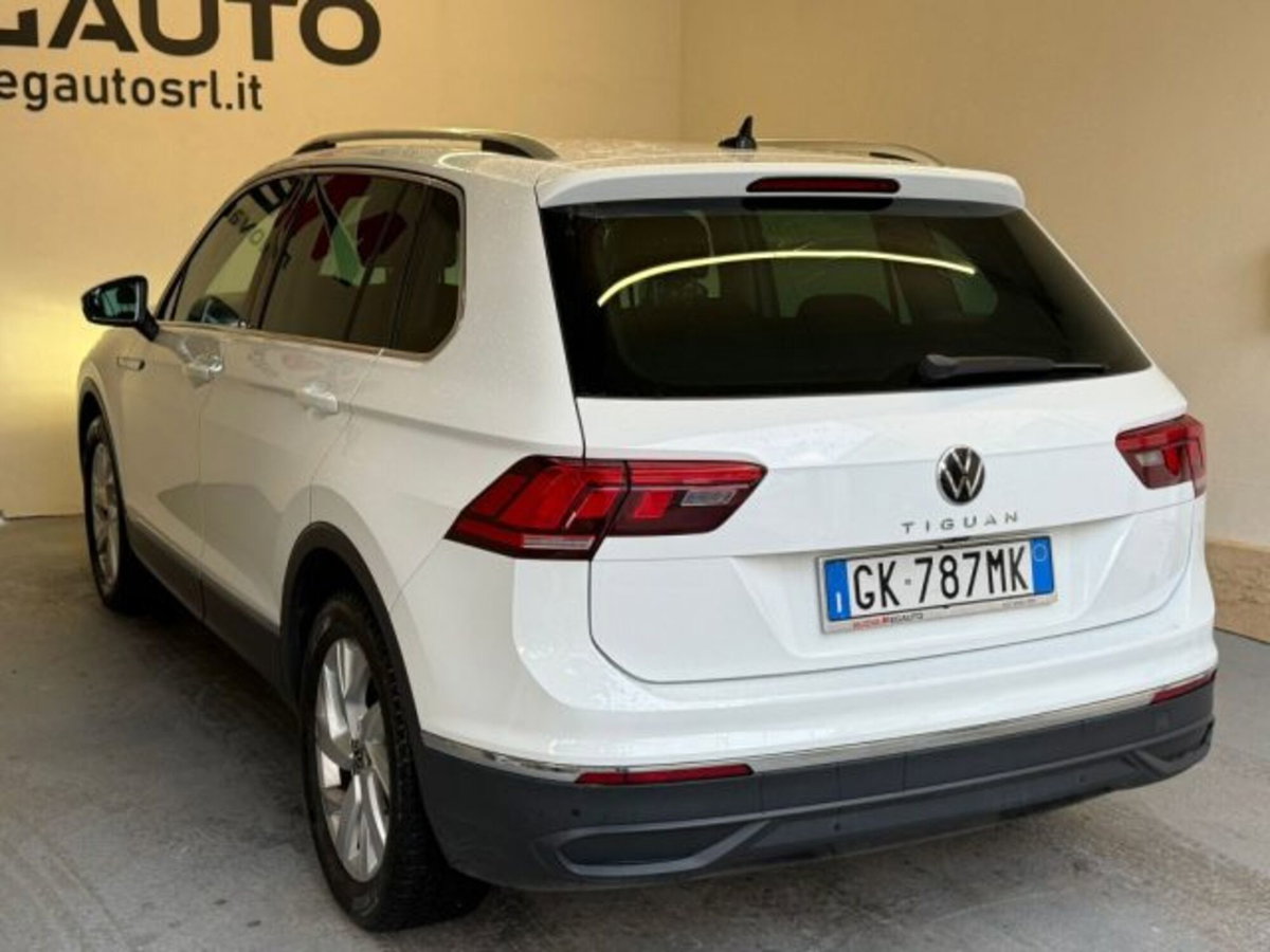 Volkswagen Tiguan 2.0 TDI 150 CV SCR DSG 4MOTION Life (5)