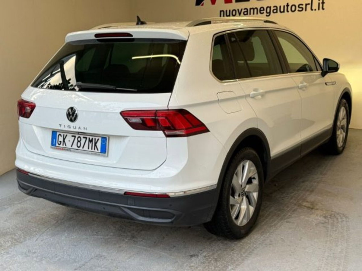 Volkswagen Tiguan 2.0 TDI 150 CV SCR DSG 4MOTION Life (7)