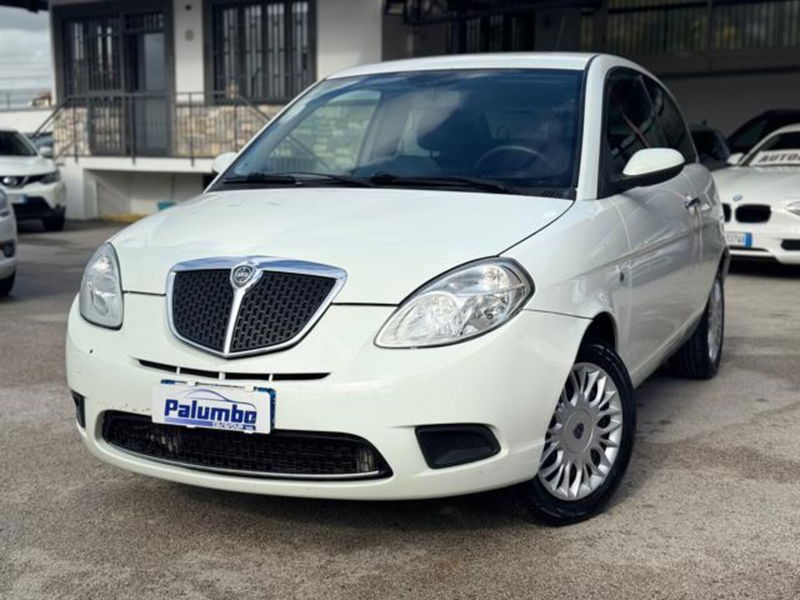 Lancia Ypsilon 1.2 New Oro