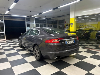 Jaguar XF 3.0 D V6 Premium Luxury (4)