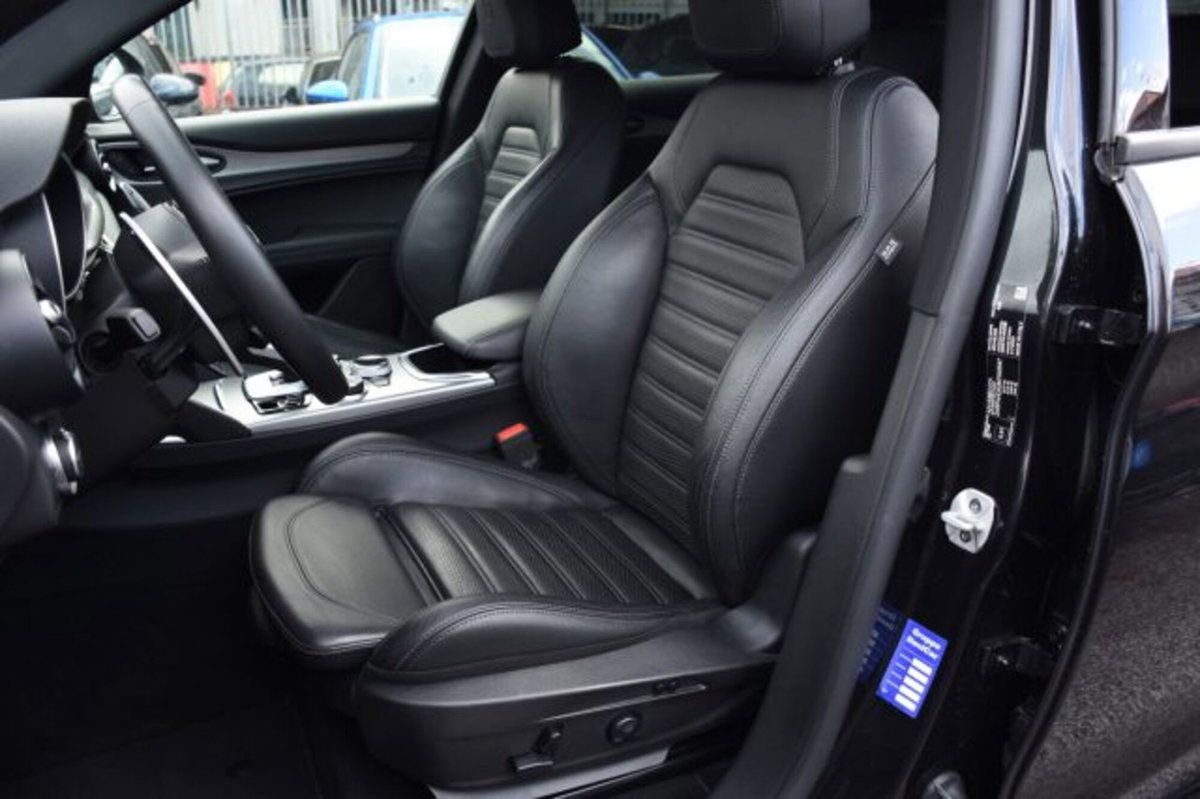 Alfa Romeo Stelvio Stelvio 2.2 Turbodiesel 210 CV AT8 Q4 Veloce (7)