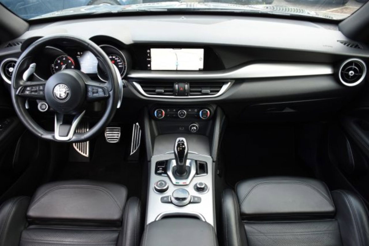Alfa Romeo Stelvio Stelvio 2.2 Turbodiesel 210 CV AT8 Q4 Veloce (8)