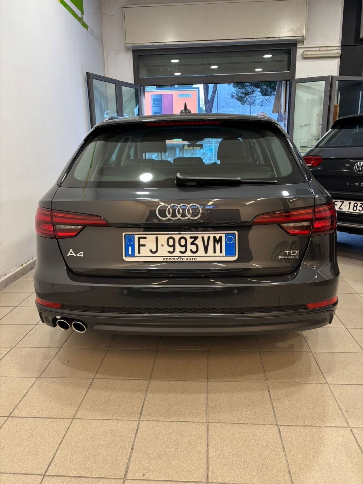 Audi A4 Avant 3.0 TDI quattro S tronic (4)