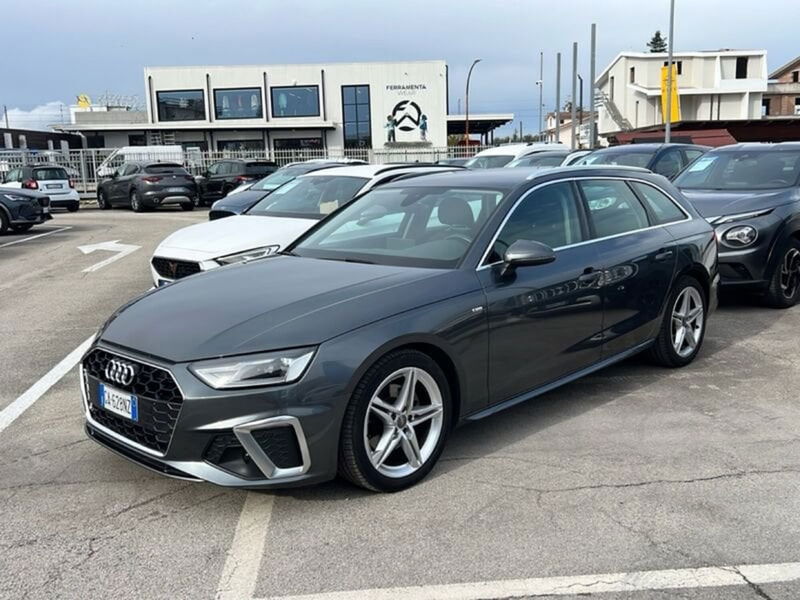 Audi A4 Avant 35 TDI/163 CV S tronic S line edition