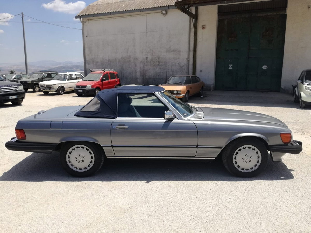 Mercedes-Benz 380 Cabrio 380 SL Roadster (5)