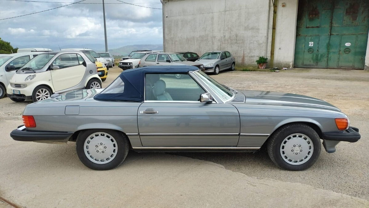 Mercedes-Benz 380 Cabrio 380 SL Roadster (7)