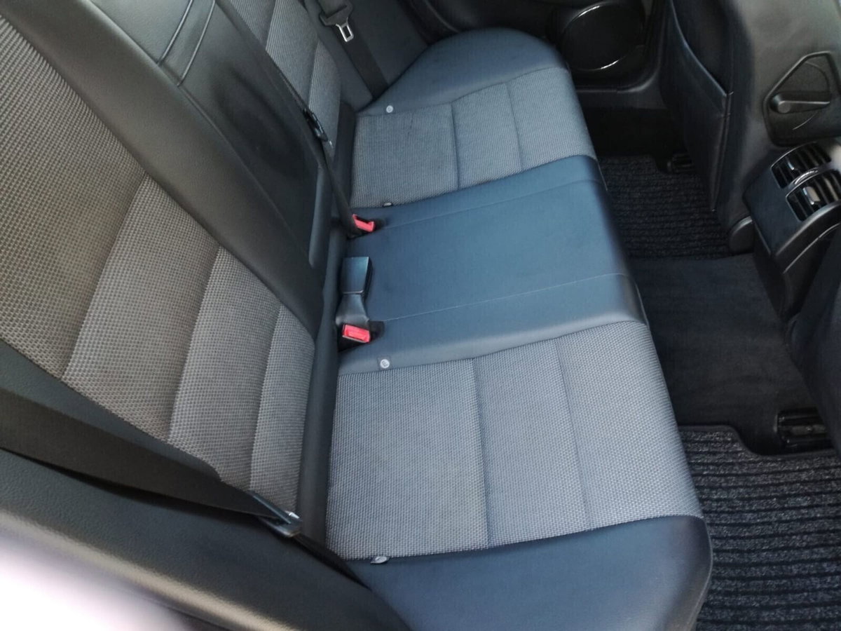 Mercedes-Benz Classe C 280 Avantgarde (11)
