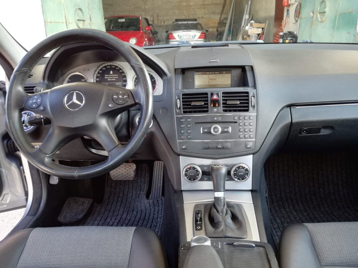 Mercedes-Benz Classe C 280 Avantgarde (12)