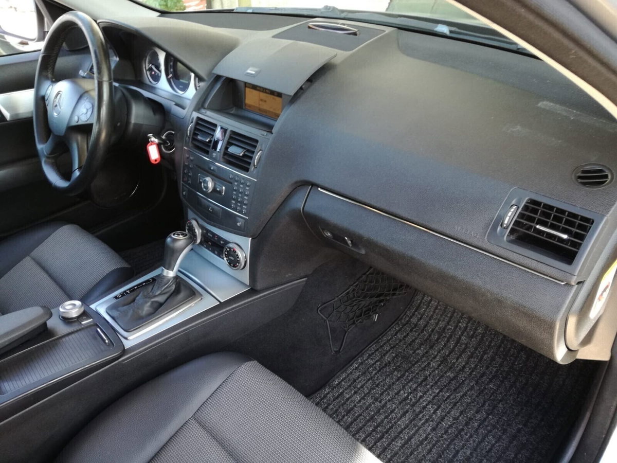 Mercedes-Benz Classe C 280 Avantgarde (16)