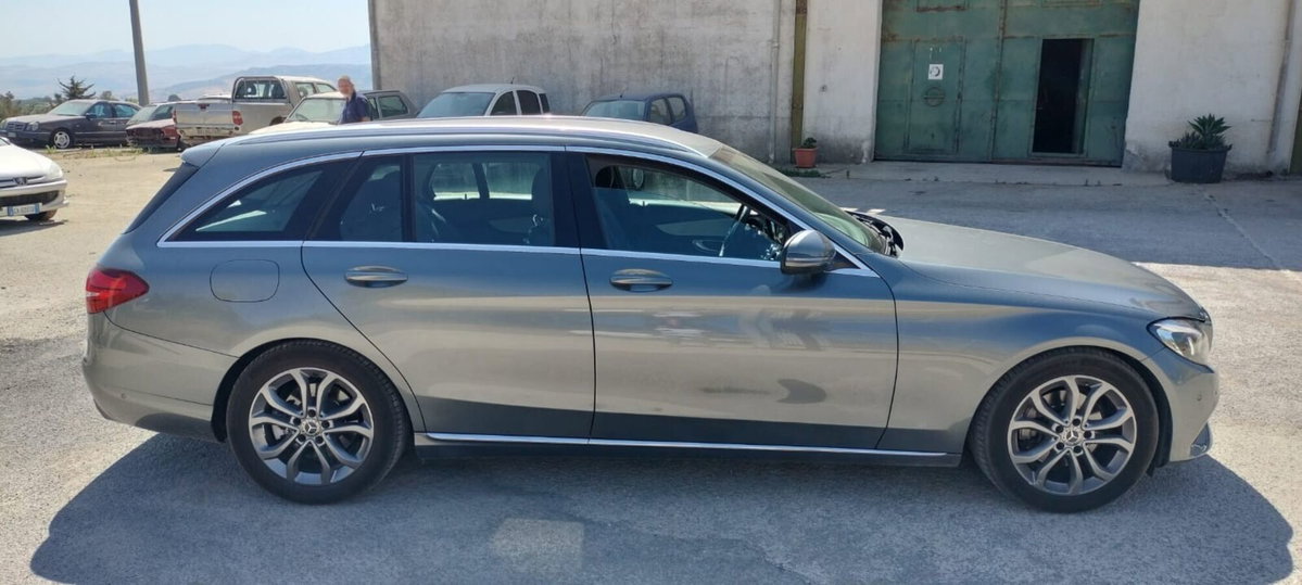 Mercedes-Benz Classe C Station Wagon 200 d Auto Sport Plus (6)