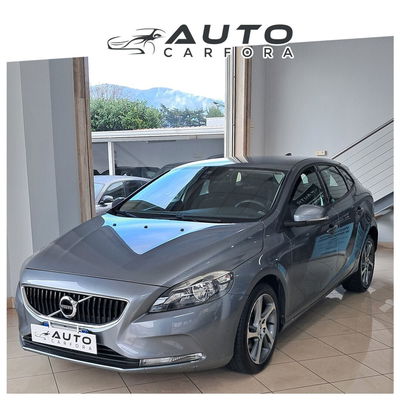 Volvo V40 T2 Business usata