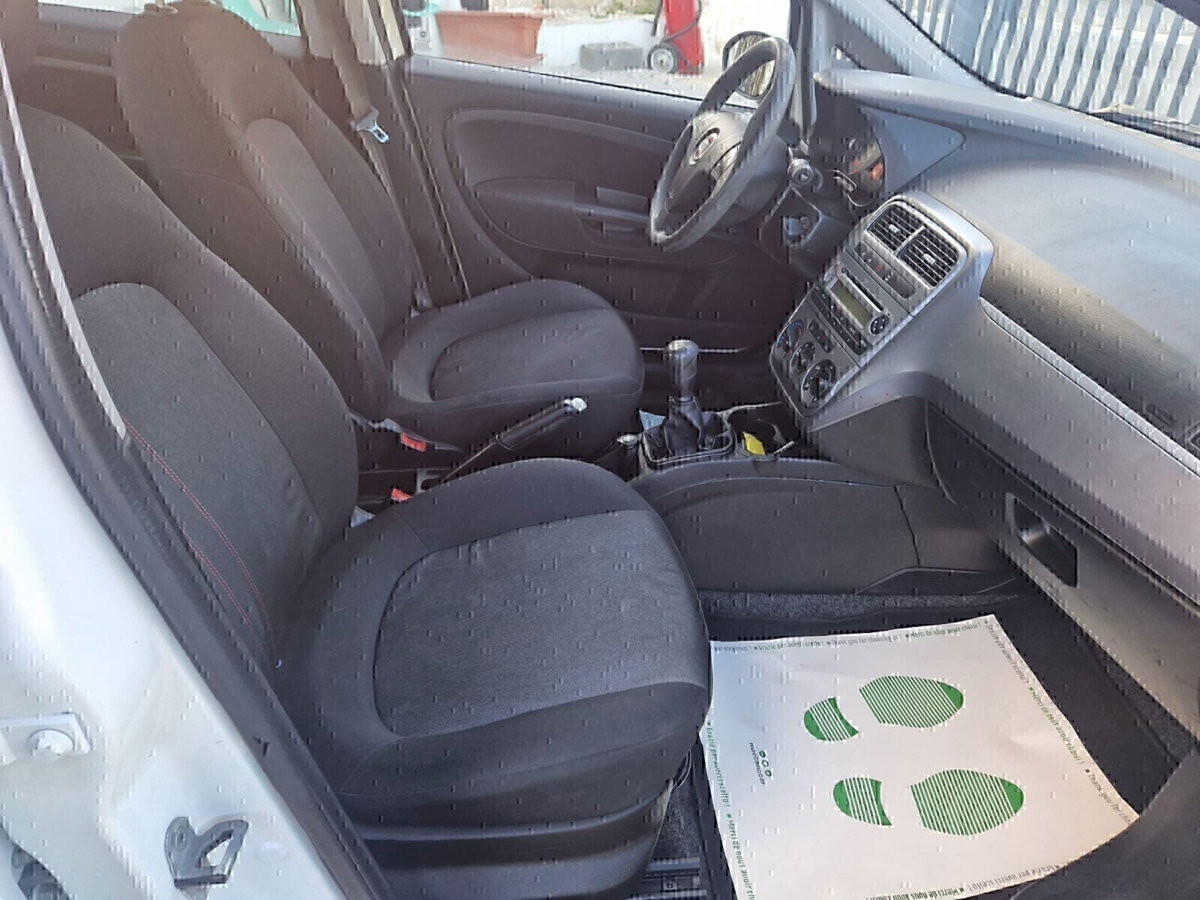 Fiat Punto Evo 1.3 Mjt 75 CV 5 porte Dynamic (11)