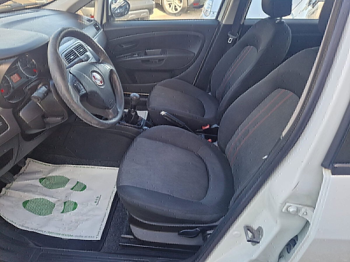 Fiat Punto Evo 1.3 Mjt 75 CV 5 porte Dynamic (16)