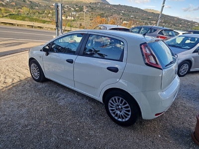 Fiat Punto Evo 1.3 Mjt 75 CV 5 porte Dynamic (8)