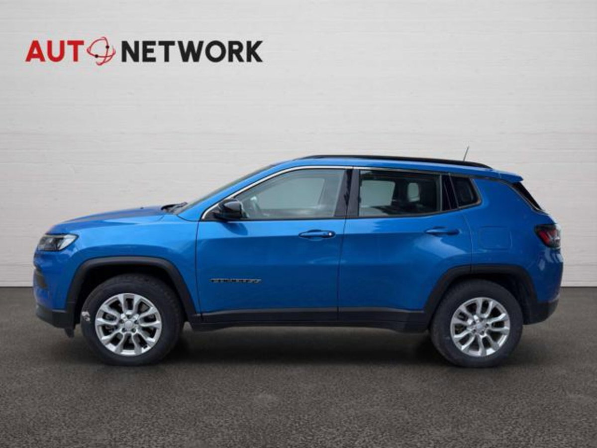 Jeep Compass 1.3 T4 190CV PHEV AT6 4xe Business (7)