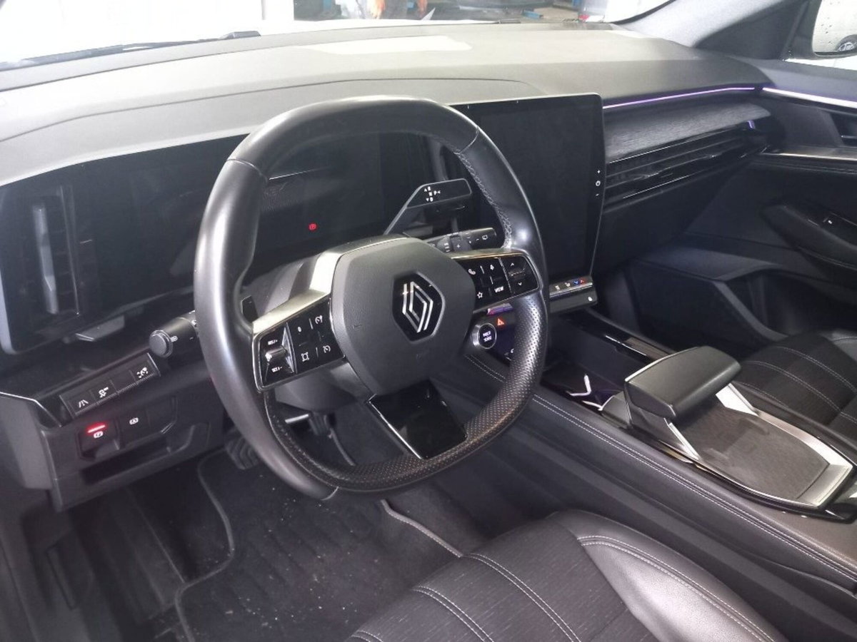 Renault Austral 1.2 full hybrid Techno 200cv auto (9)