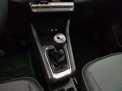 Renault Captur 1.0 eco-g Techno 100cv (14)