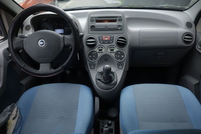 Fiat Panda 1.3 MJT 16V Emotion (2)