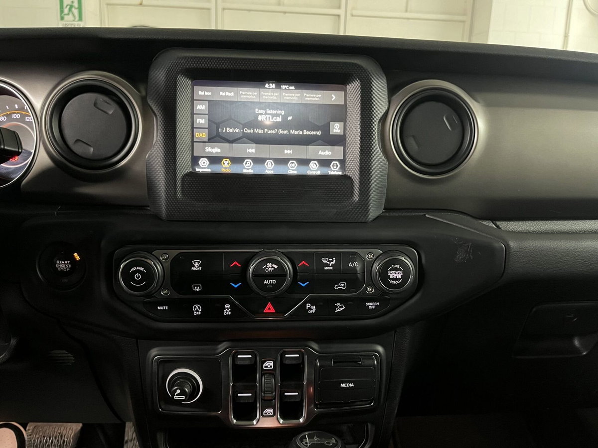 Jeep Wrangler 2.2 Mjt II Recon (12)