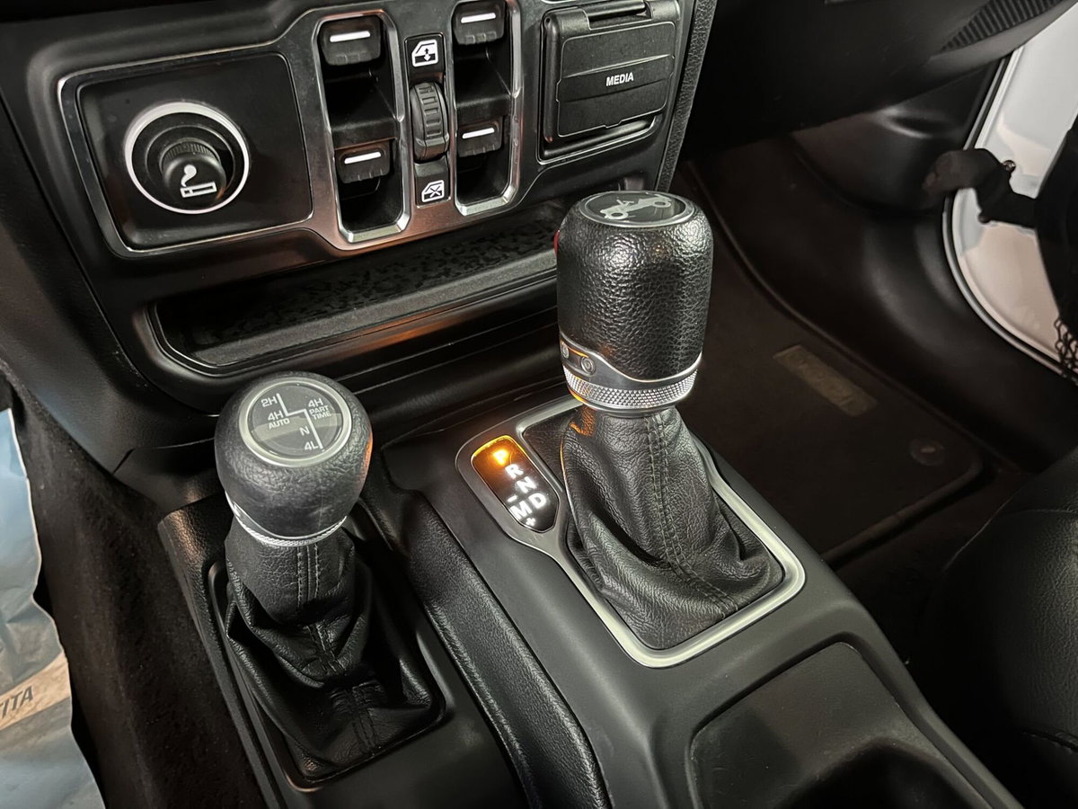 Jeep Wrangler 2.2 Mjt II Recon (13)