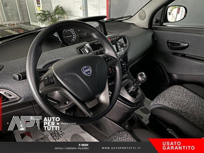 Lancia Ypsilon 1.0 FireFly 5 porte S&S Hybrid Silver Plus (10)