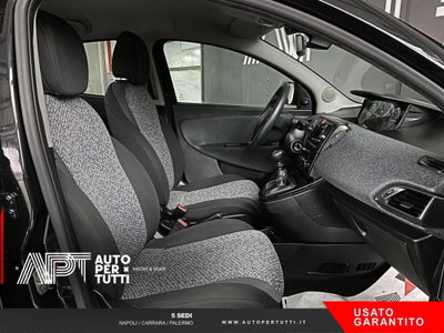 Lancia Ypsilon 1.0 FireFly 5 porte S&S Hybrid Silver Plus (16)