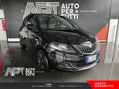 Lancia Ypsilon 1.0 FireFly 5 porte S&S Hybrid Silver Plus (2)