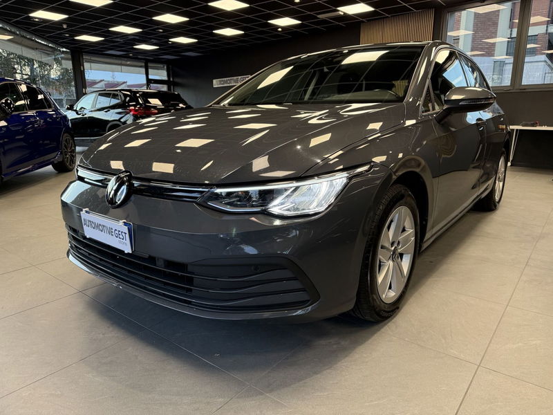 Volkswagen Golf 1.0 eTSI EVO DSG Life