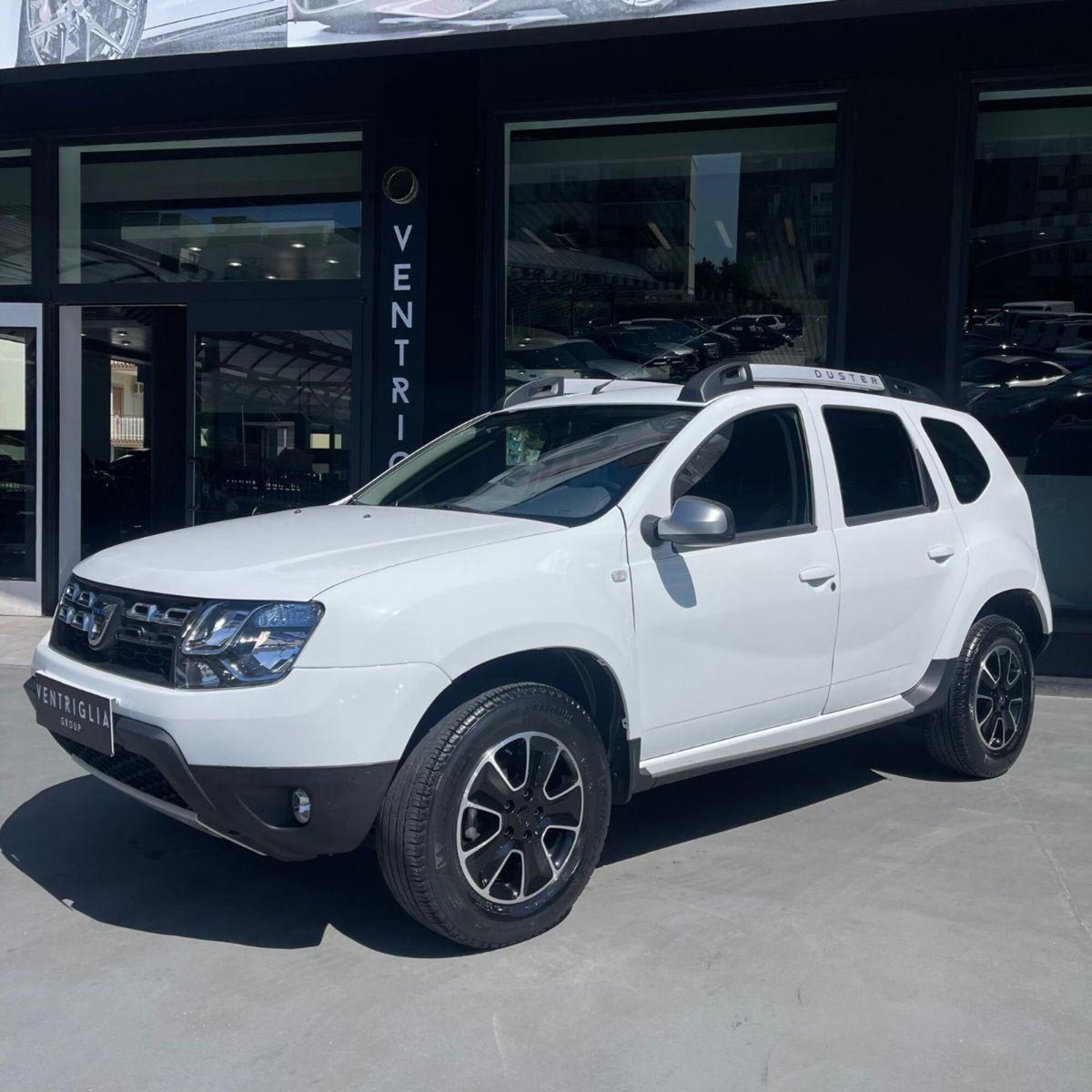 Dacia Duster 1.5 dCi 110CV Start&Stop 4x2 Prestige (4)