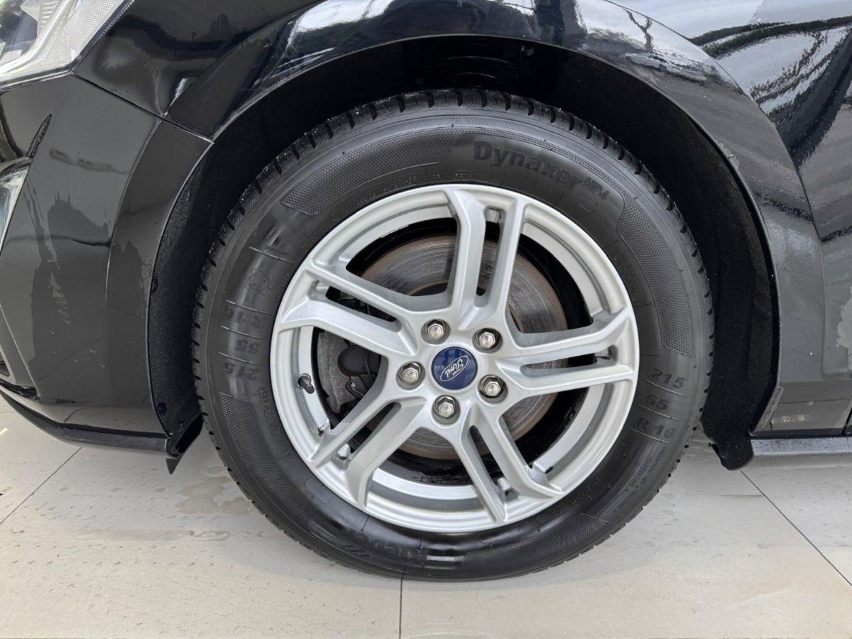 Ford Focus 1.5 EcoBlue 95 CV 5p. (7)