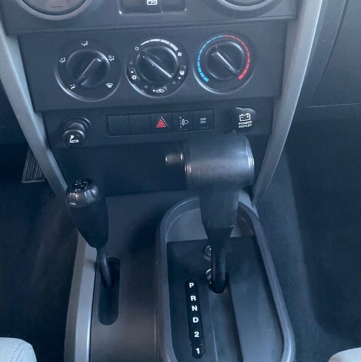 Jeep Wrangler Unlimited 2.8 CRD Sahara (14)