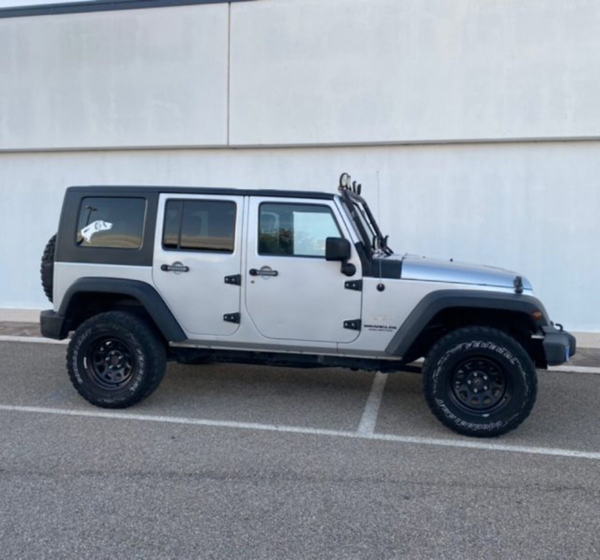 Jeep Wrangler Unlimited 2.8 CRD Sahara (5)