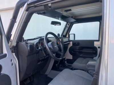 Jeep Wrangler Unlimited 2.8 CRD Sahara (6)