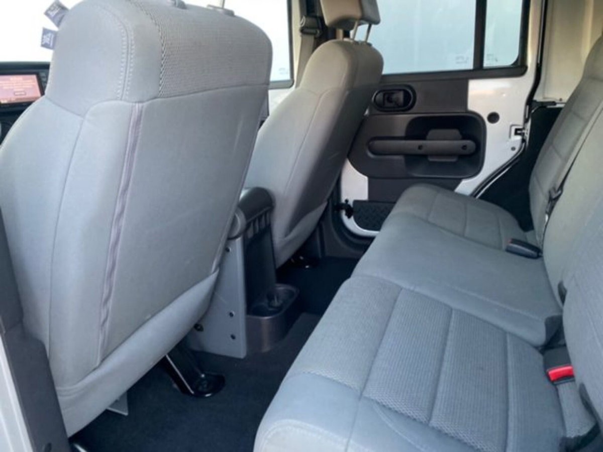 Jeep Wrangler Unlimited 2.8 CRD Sahara (7)