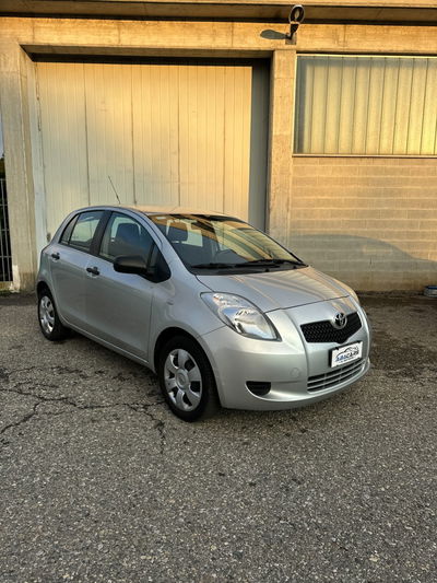 Toyota Yaris 1.0 3 porte usata