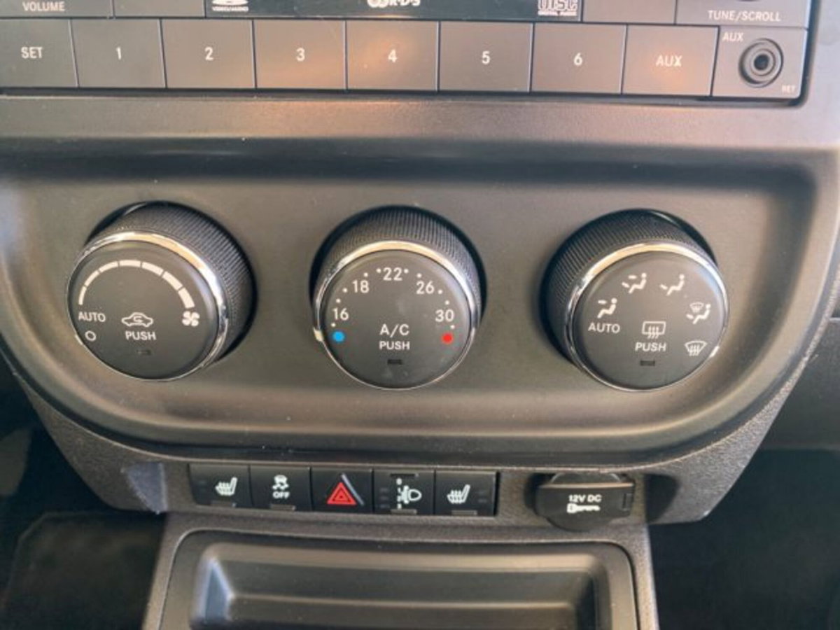 Jeep Compass 2.2 CRD Limited 2WD (6)