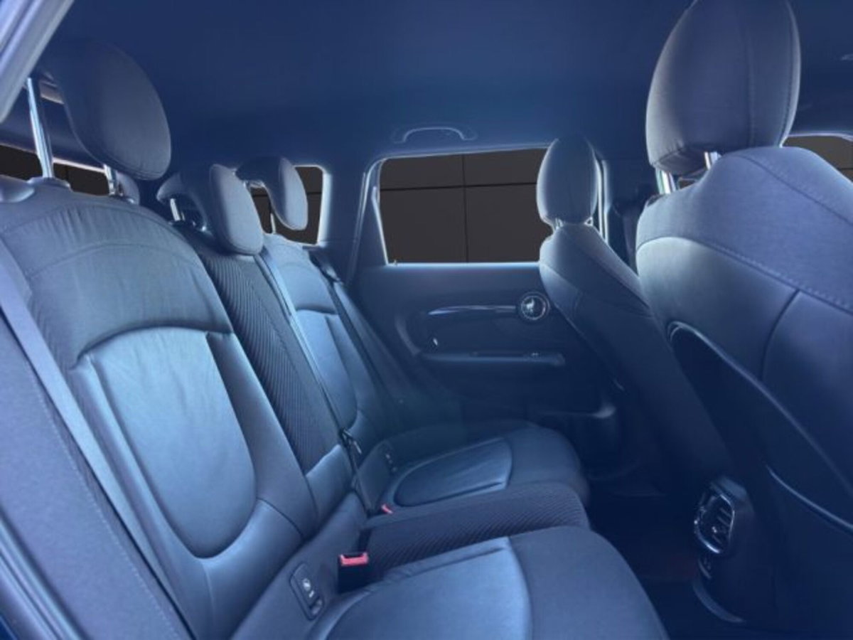 MINI Mini Clubman 2.0 Cooper SD Untold Clubman (19)