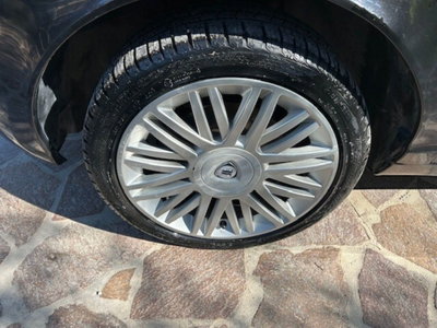 Lancia Ypsilon Multijet 16V Oro (7)