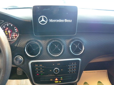 Mercedes-Benz GLA SUV 180 Business (7)